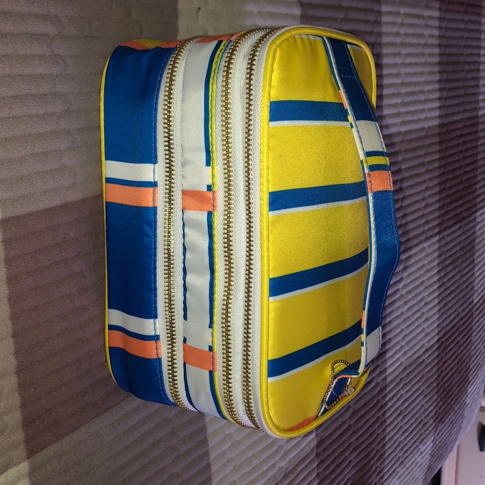 Make up bag or toiletries bag